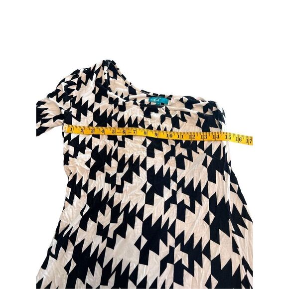 V Fish Womens Mini Dress Two Way Sleeves Abstract Black White Large one shoulder - Picture 3 of 9